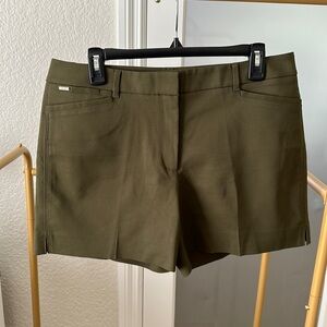 White house black market size 10 shorts